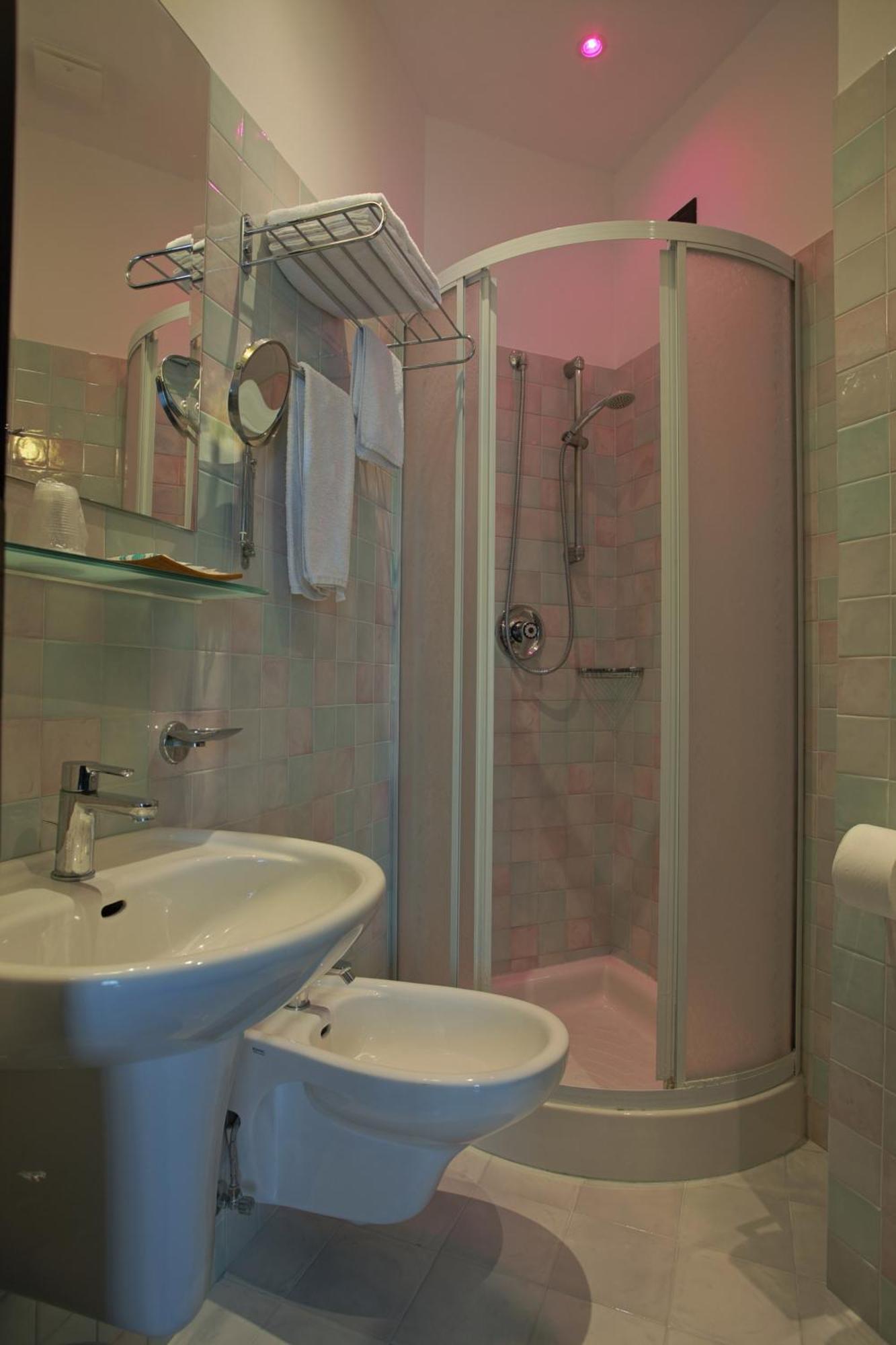 Hotel Ali D'Oro Ріміні Екстер'єр фото